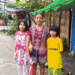 Family of Ma Htwe, Yangon 